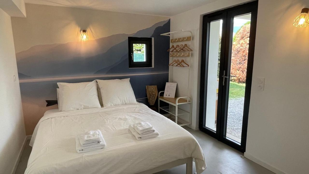 Le Chalet De La Plage Sévrier エクステリア 写真